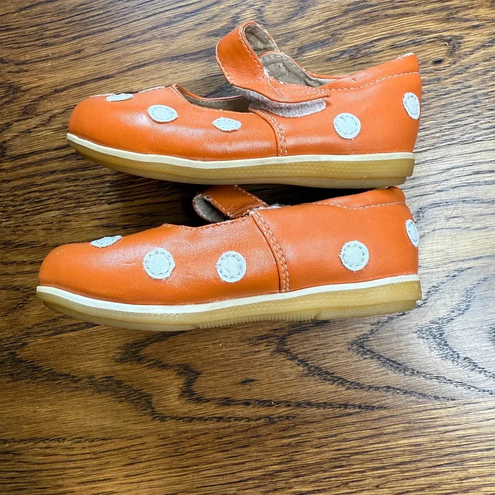 Puddle Jumper (PJs) Orange / White Polka Dot Kids Mary Jane Shoes Size 6
